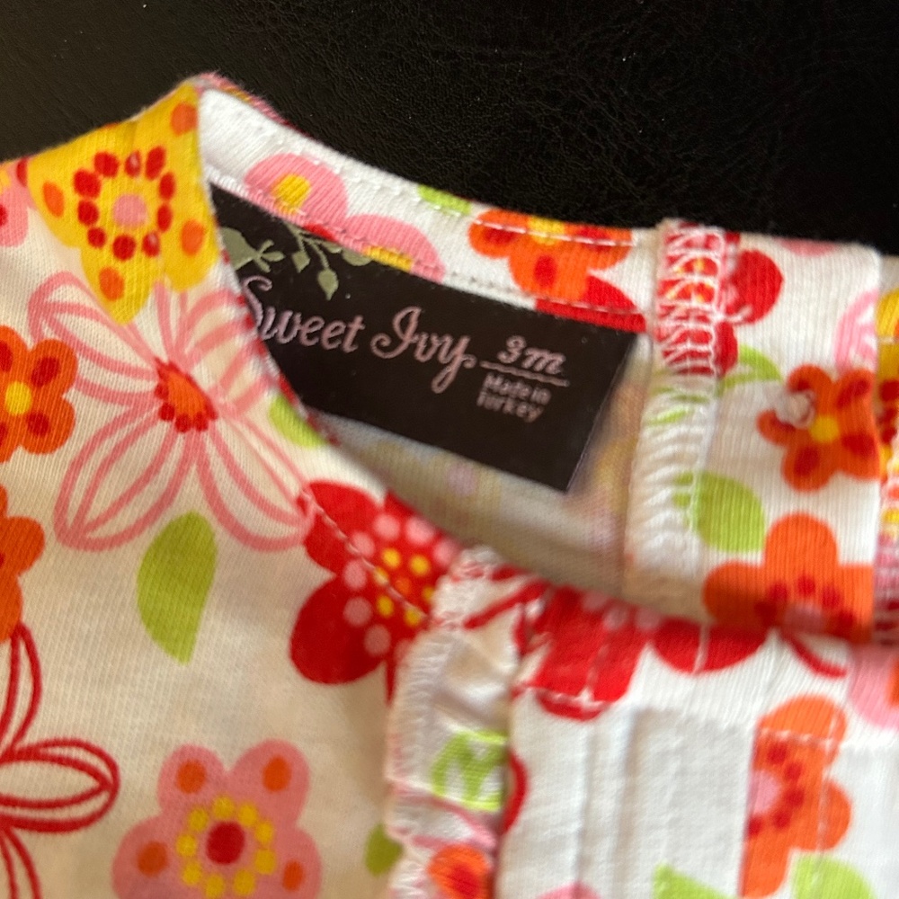 Sweetest softest spring bodysuit 3mo